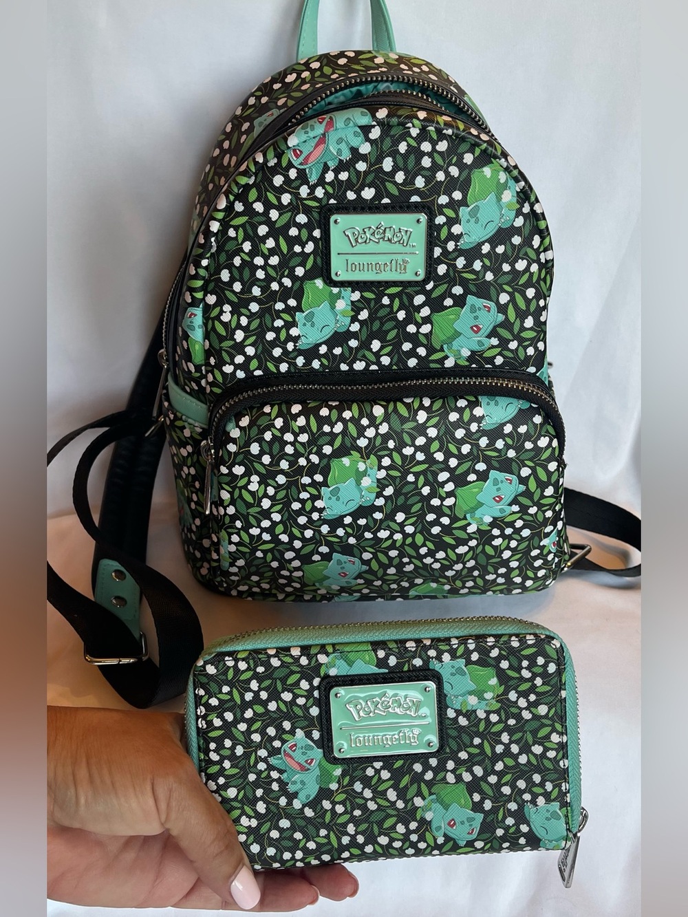 Pokémon Loungefly Bulbasaur  Backpack & Wallet - Picture 9 of 13